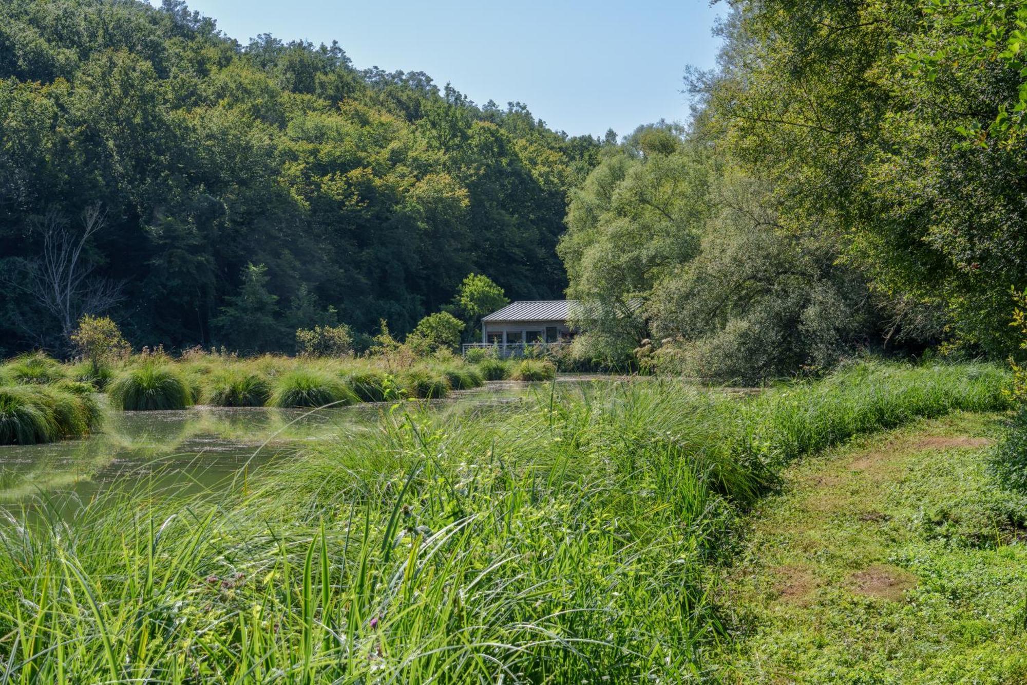 La Cabane Du Pont Du Douet Mazières-de-Touraine Eksteriør bilde